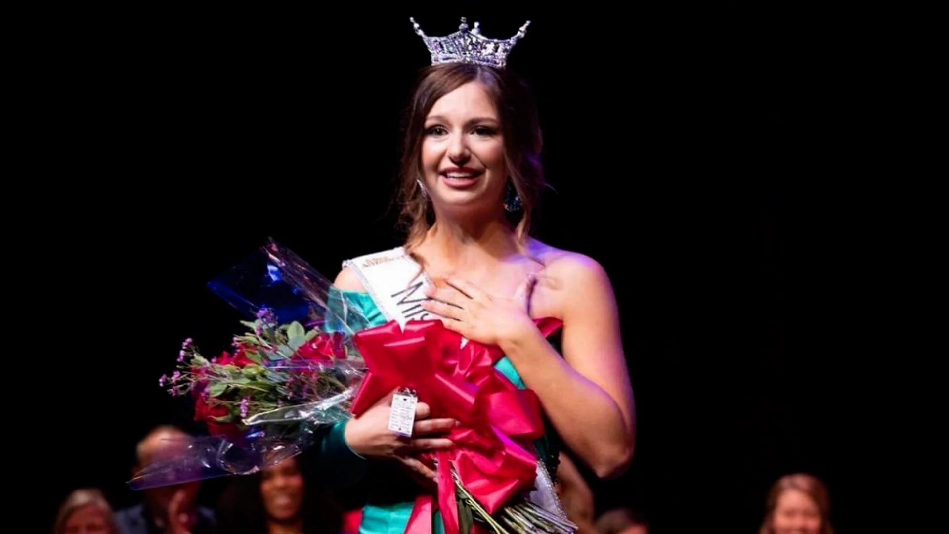 Teacher Crowned Miss Kentucky 2022