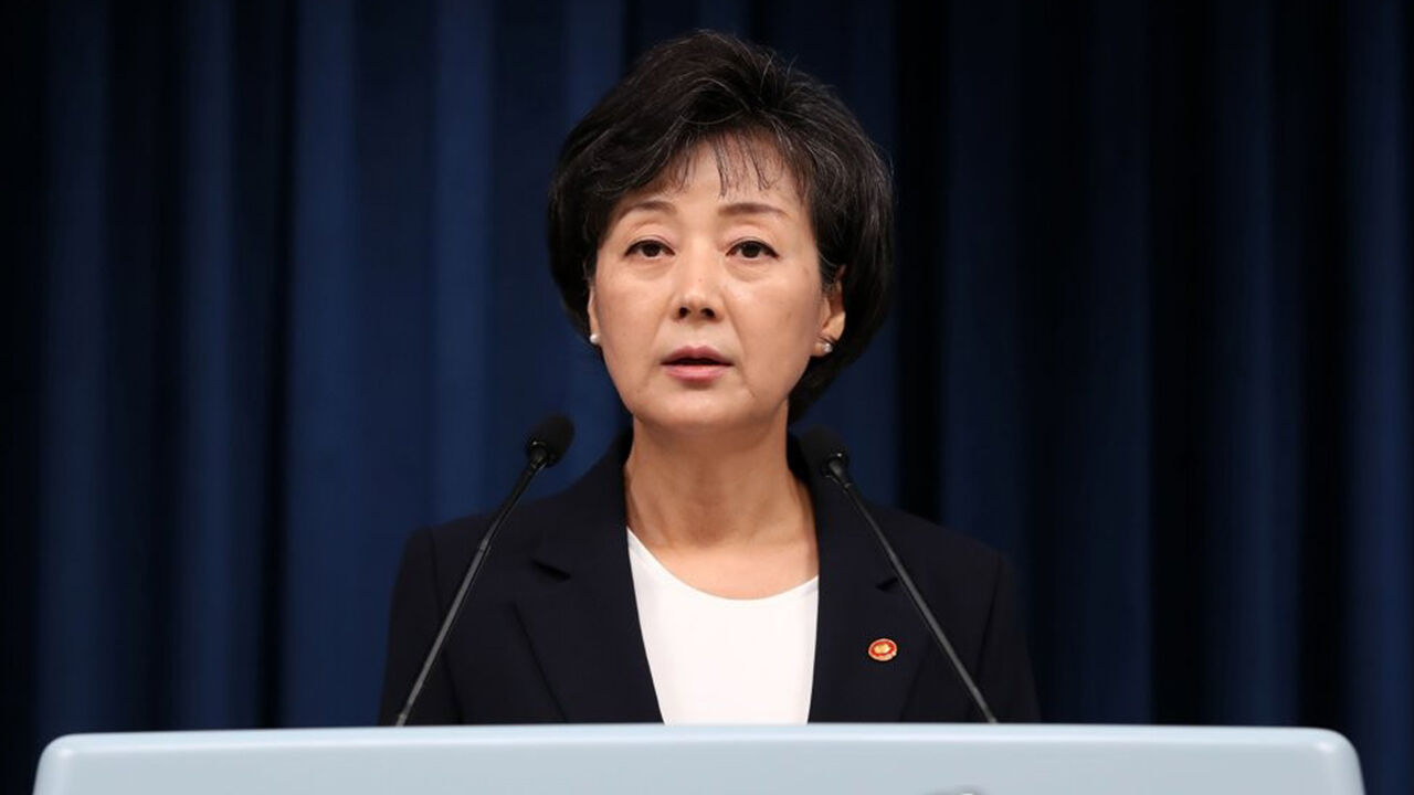 South Korea: Education Minister Resigns In The Wake Of Opposition To School-Starting-Age Policy